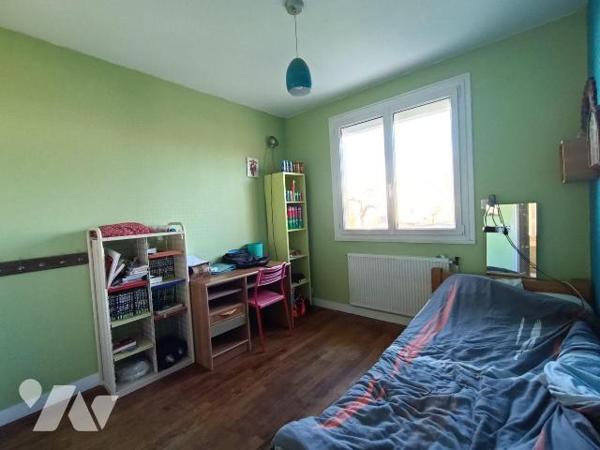 SEULEMENT CHEZ TRENTE CINQ NOTAIRES - en plein coeur du centre-ville et au calme, vous ferez to...