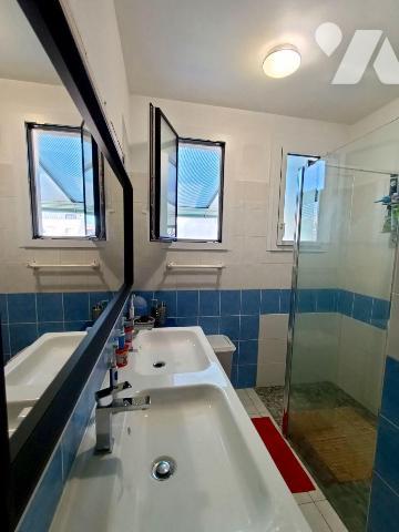 SEULEMENT CHEZ TRENTE CINQ NOTAIRES - en plein coeur du centre-ville et au calme, vous ferez to...