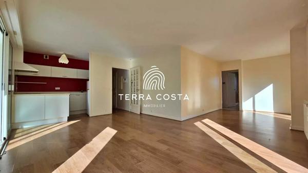 Bayonne – Quartier Foch/Arènes – Appartement 101 m² – Terrasse et garage