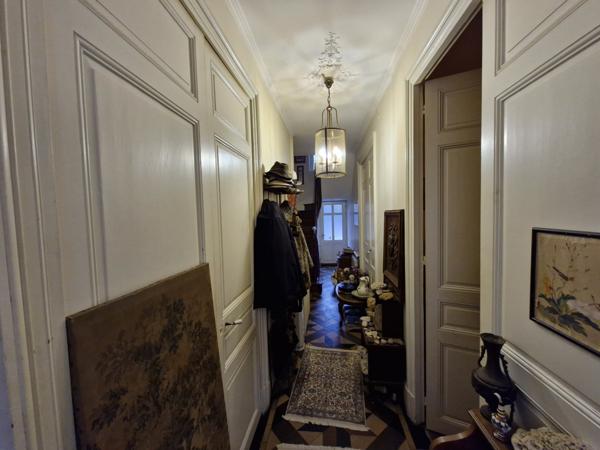 MAISON 6 CHAMBRES - GARAGE - TERRAIN