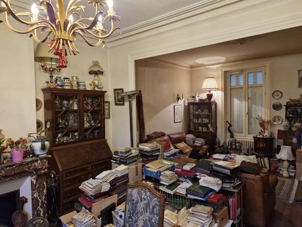 MAISON 6 CHAMBRES - GARAGE - TERRAIN