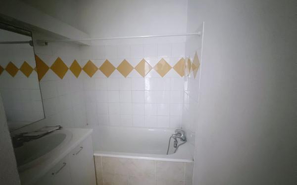 Appartement à vendre    2 pièces • 36 m2 Avignon