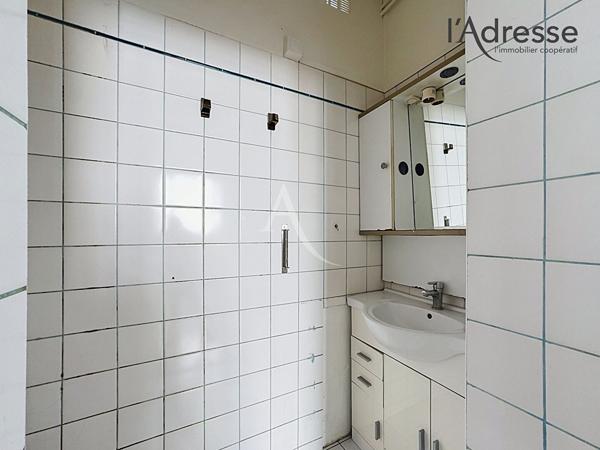PUTEAUX/Centre Gare 2 pièces 38 m² Cave