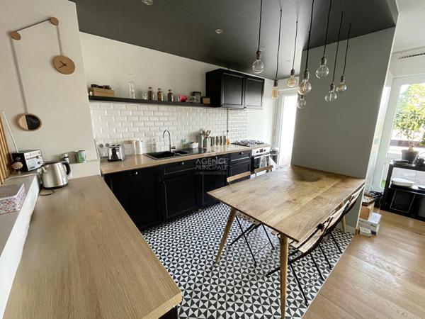 Appartement 2 pièces à vendre à Chaville €347 000 ** - Référence 617-C