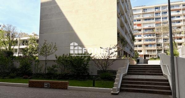 À vendre Studio 22.68 m² - Paris 75020
