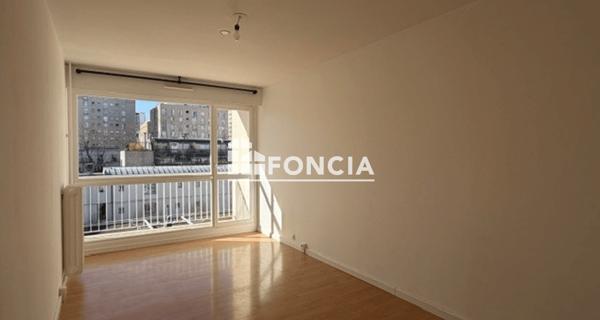 À vendre Studio 22.68 m² - Paris 75020