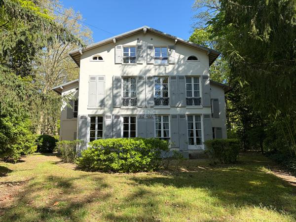 Appartement Maisons Laffitte 2 pièce(s) 52 m2 - place marine - environnement verdoyant €368 000 ** - Référence 4677