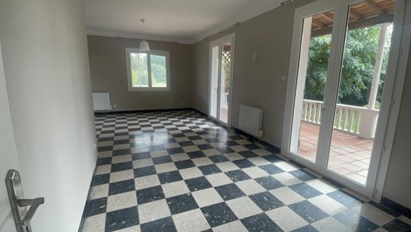 Villa de plain pied T3 bis, jardin et garage Bram (11150)