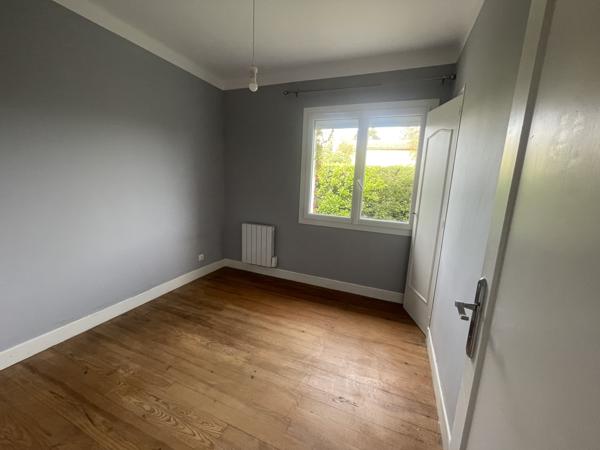 Villa de plain pied T3 bis, jardin et garage Bram (11150)