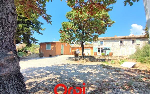 Maison à vendre    11 pièces • 302 m2 Le Castellet