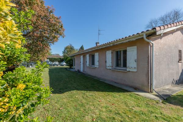 VILLA DE PLAIN-PIED AVEC FORT POTENTIEL À TOSSE