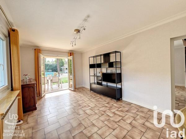 Maison 7 pièces de 194 m² à Salaise-sur-Sanne (38150)