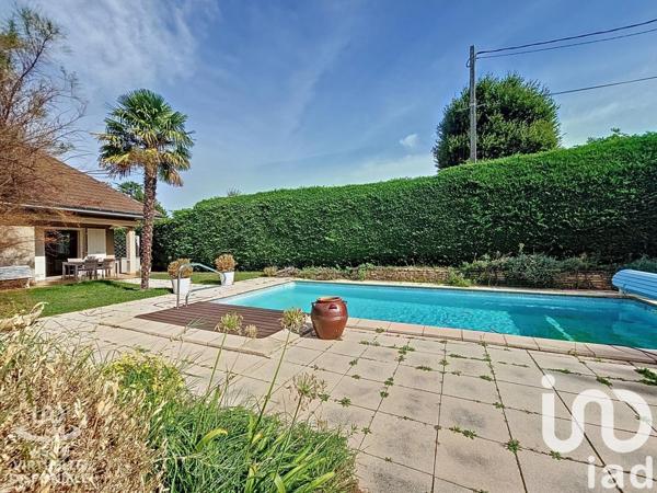 Maison 7 pièces de 194 m² à Salaise-sur-Sanne (38150)