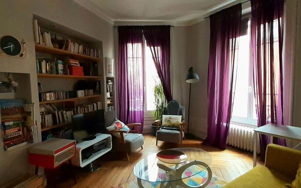 Appartement à vendre    3 pièces • 60 m2 Lyon 3