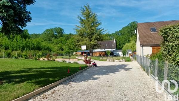 Maison à vendre 11 pièces 279 m² Montholon