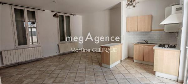 Maison à SAINTES, 17100 - 4 pièces 88m²