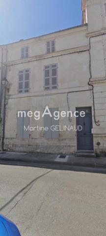 Maison à SAINTES, 17100 - 4 pièces 88m²