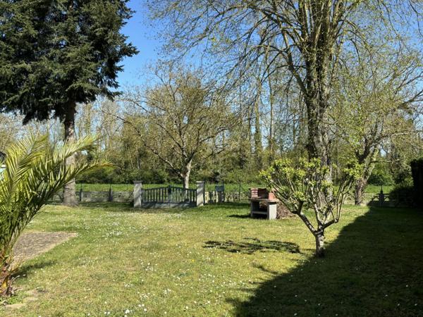 Maison de campagne en bord de rivière