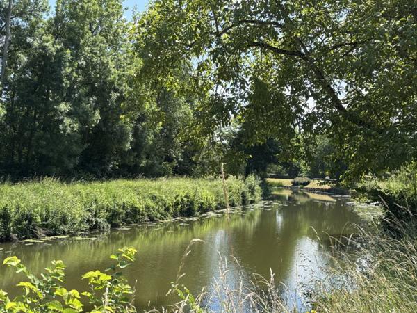 Maison de campagne en bord de rivière