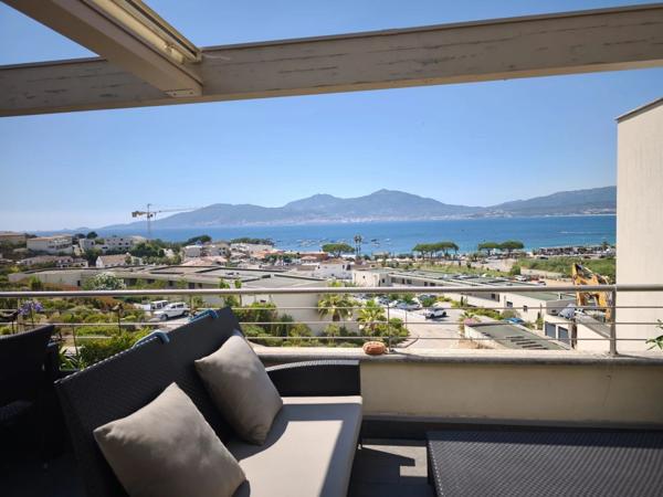 Vente Appartement 3 pièces 71 m2 à Porticcio
