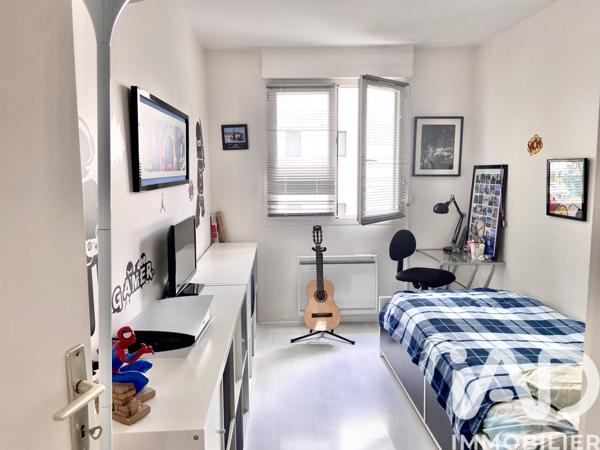 Location appartement 4 pièces 81 m² Noiseau