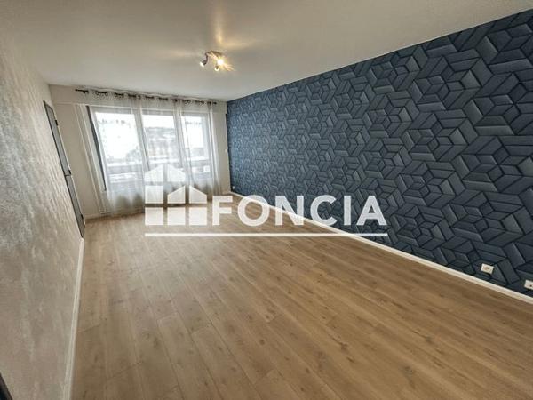 Location Studio 30 m² - 58 ROUTE DE LA BRIQUERIE Thionville 57100