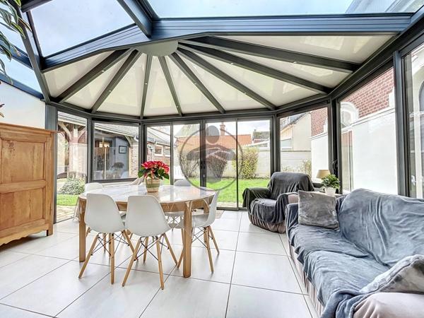 Vente Maison 8 pièces 229 m2 à Roisel