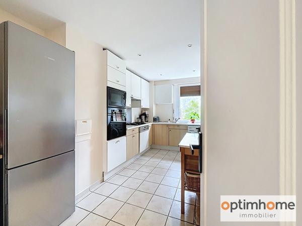 EXCLUSIVITE Vente Appartement 3/4 pièces avec Balcon filant une cave et deux parkings à GARCHES PLATEAU (92)