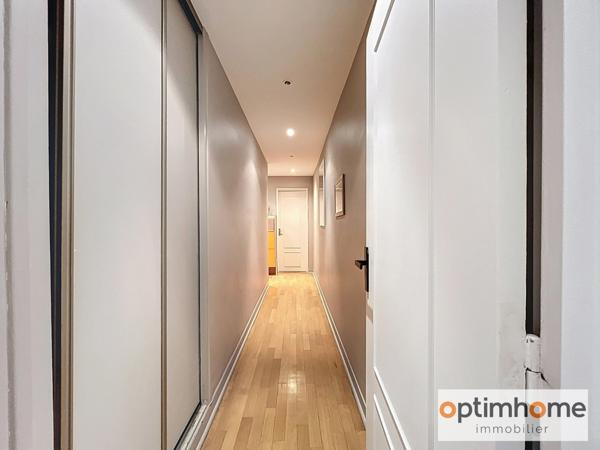 EXCLUSIVITE Vente Appartement 3/4 pièces avec Balcon filant une cave et deux parkings à GARCHES PLATEAU (92)