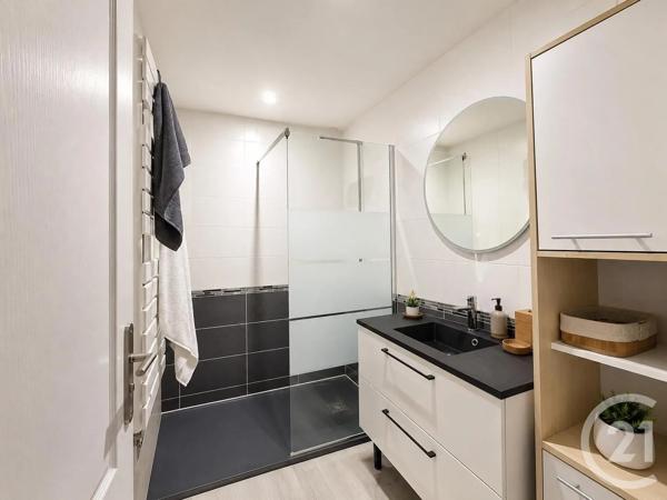 Appartement à vendre  3 pièces - 61 m 2   LES SORINIERES  - 44