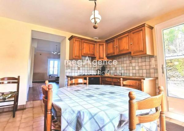 Maison à SEGRE, 49500 - 7 pièces 130m²