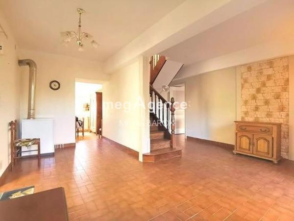 Maison à SEGRE, 49500 - 7 pièces 130m²