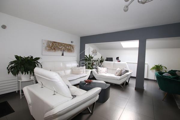 Maison Villiers Sur Marne 6 pièce(s) 139 m2