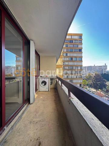 Vente
                Appartement85,65 m² - 5 Pièces -
                    AUBERVILLIERS (93300)