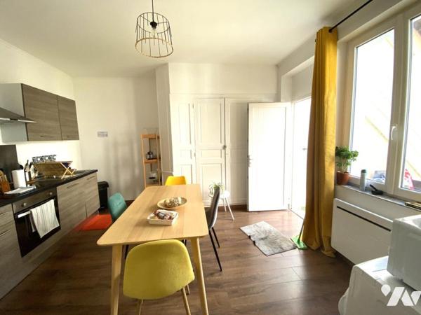 Immeuble de trois appartements - Centre ville 