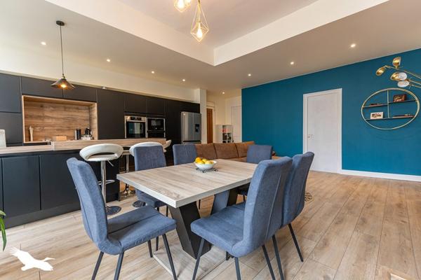 Appartement à vendre |                                       Bagnères-de-Bigorre |                                        4 pièces  |  121 m²