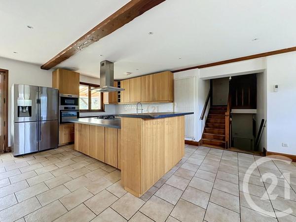 Maison à vendre  4 pièces - 100 m 2   DECINES CHARPIEU  - 69