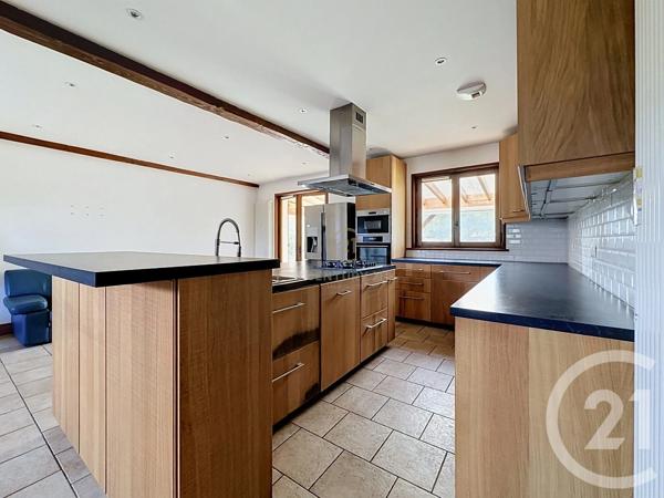 Maison à vendre  4 pièces - 100 m 2   DECINES CHARPIEU  - 69