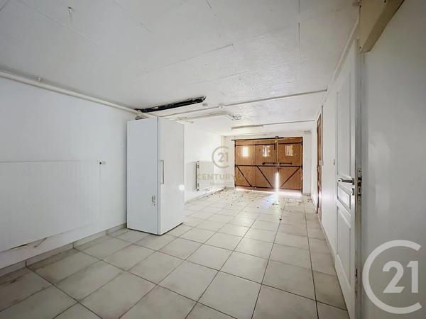 Maison à vendre  4 pièces - 100 m 2   DECINES CHARPIEU  - 69