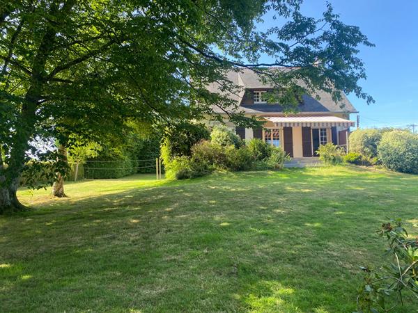 Maison  Quevert dans un hameau 6 pieces 112.90 m2 sous-sol integral 5 minutes de DINAN