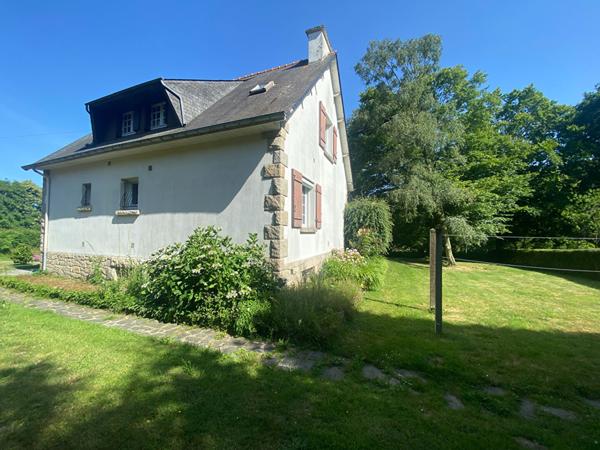 Maison  Quevert dans un hameau 6 pieces 112.90 m2 sous-sol integral 5 minutes de DINAN