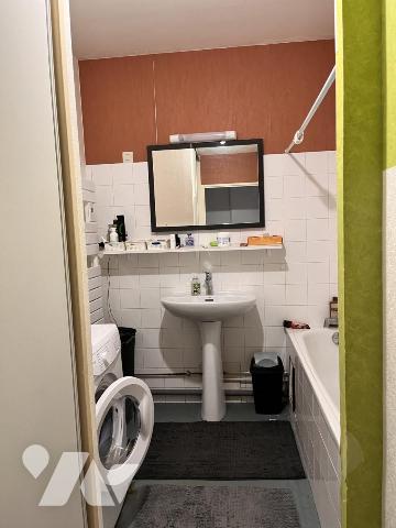 Special investisseur . Appartement de type 3 avec deux terrasses et un balcon. 