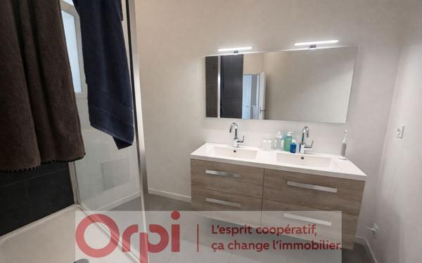 Appartement à vendre    3 pièces • 75 m2 Grenoble