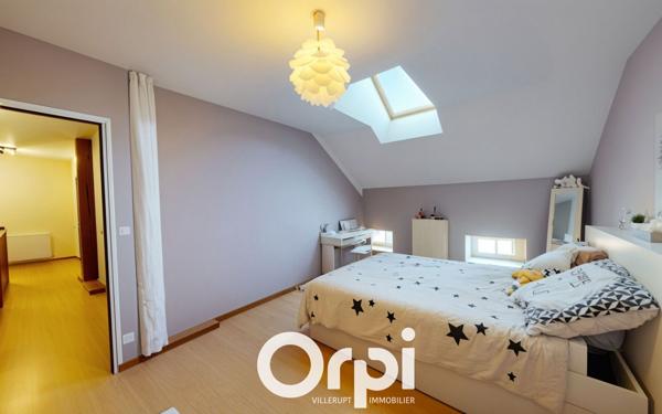 Maison à vendre    5 pièces • 157 m2 Mont-Saint-Martin