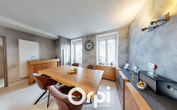 Maison à vendre    5 pièces • 157 m2 Mont-Saint-Martin