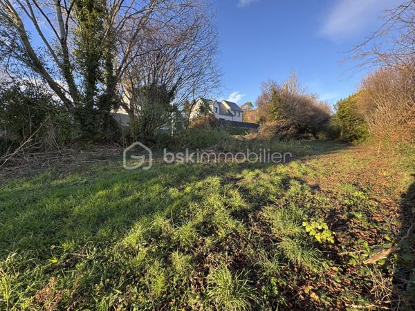 Terrain de 1 480 m²