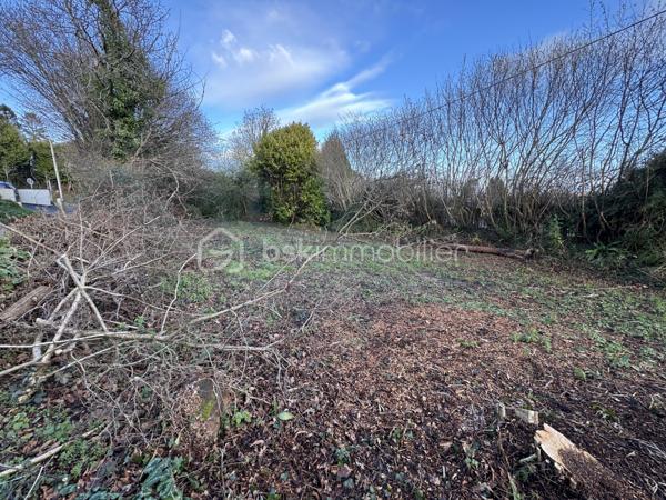 Terrain de 1 480 m²