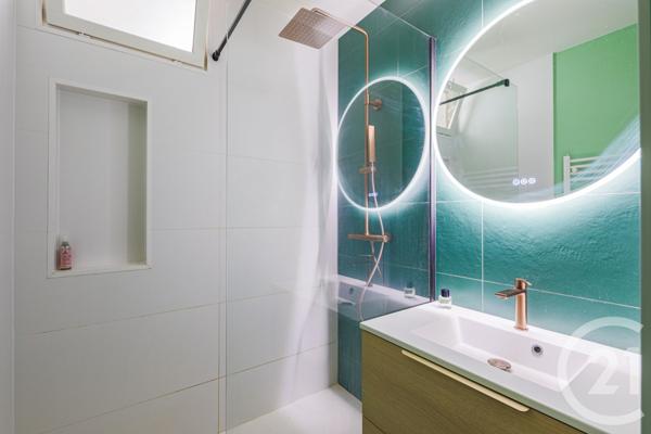 Appartement F3 à vendre  3 pièces - 71 m2 GRENOBLE - 38