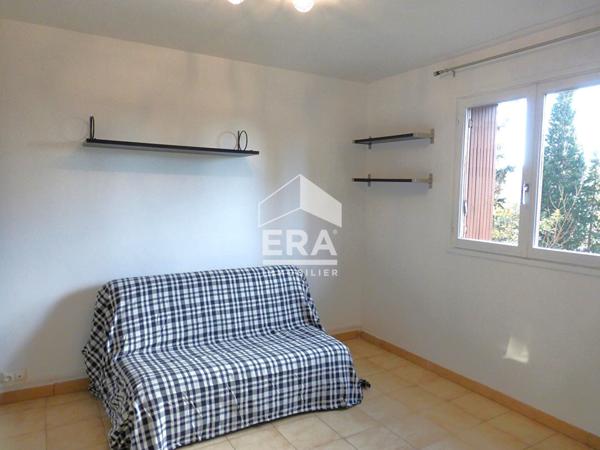 A louer Aix En Provence secteur Sud - Appartement type studio 21m² avec Parking fermé