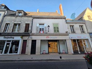 Local commercial à vendre à Montargis dans le Loiret (45200), ref : 45051-475